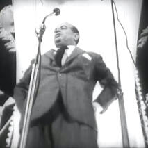 Screencap of the film Elecciones.